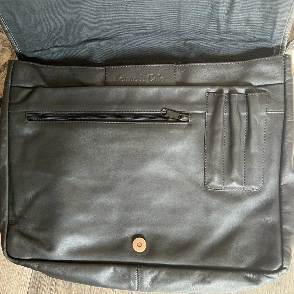 Kenneth Cole Leather Laptop/Briefcase